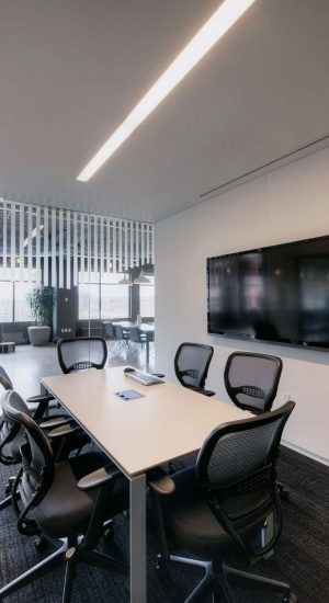 Nitido Audio Video In Los Angeles Can help you design a modern Conference room with the latest tech in the world